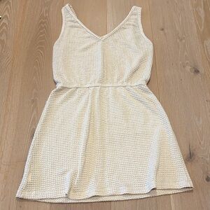 CUPSHE Women’s Size S Cream Textured Sleeveless Dress.